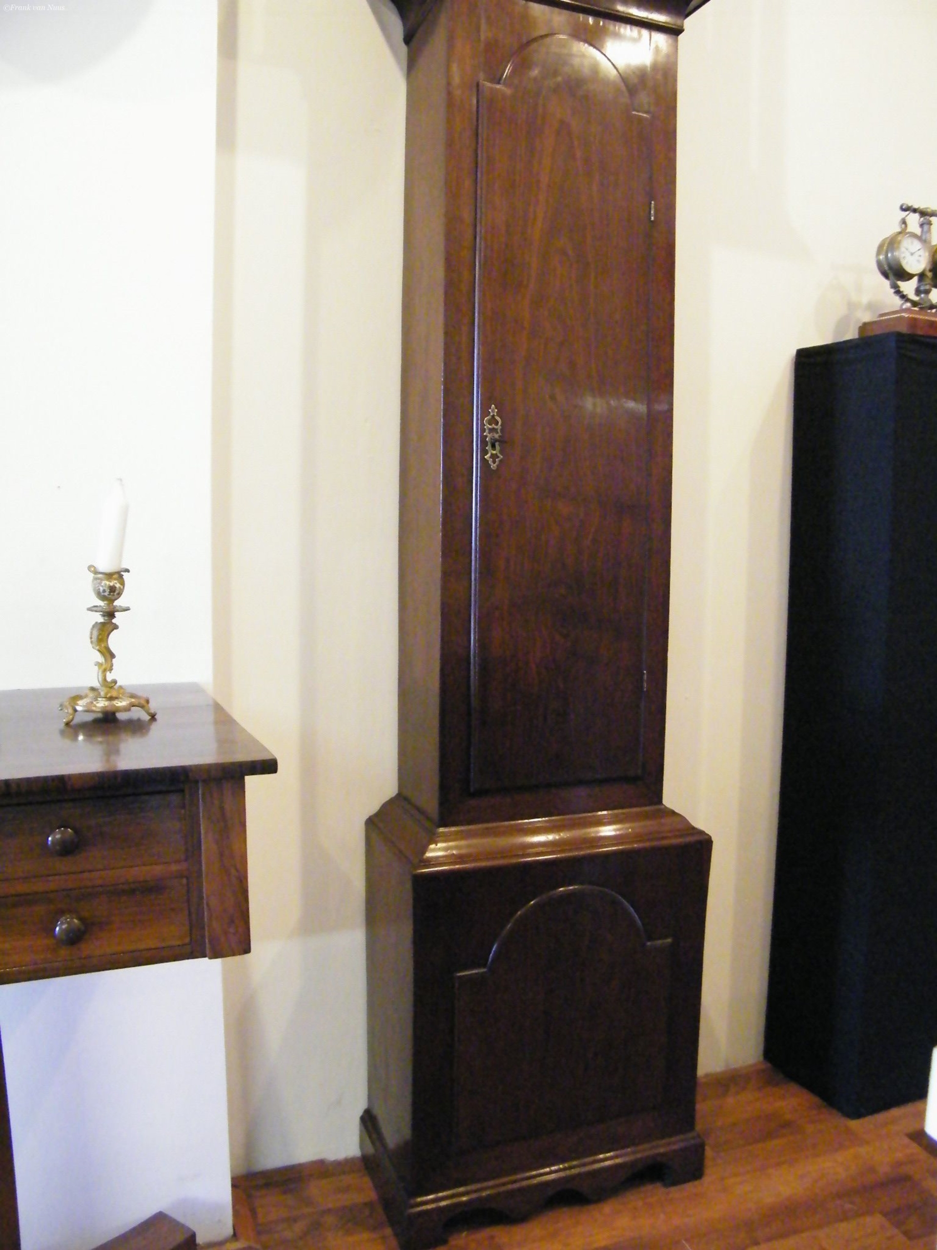 Thomas Wynn, mahonie klokkap Chippendale style, engelse staande klok